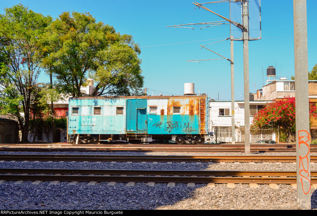 NdeM Caboose